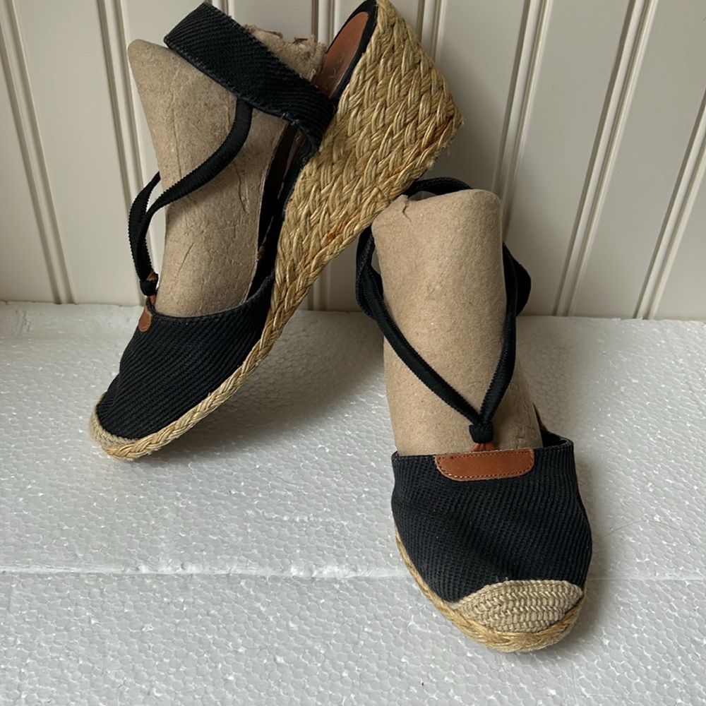 Lauren Ralph Lauren womens wedge 2.5” woven straw heel espadrilles size 8 black